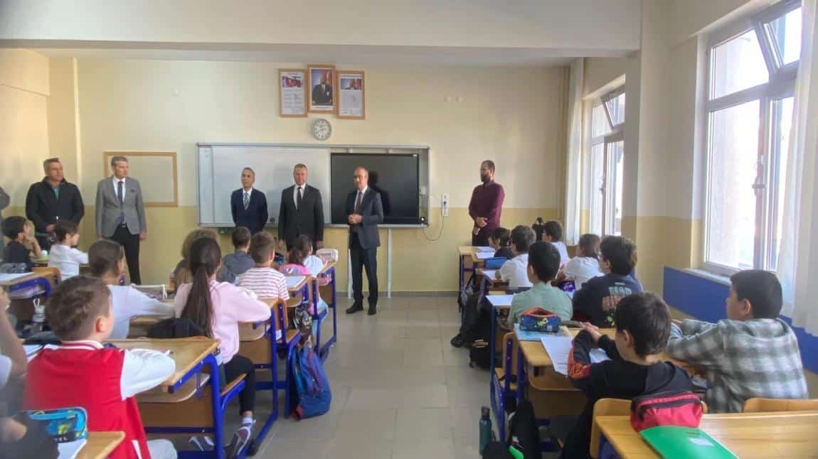 İL MİLLİ EĞİTİM MÜDÜRÜMÜZ SAYIN SİNAN AYDIN OKULUMUZU ZİYARET ETTİLER.